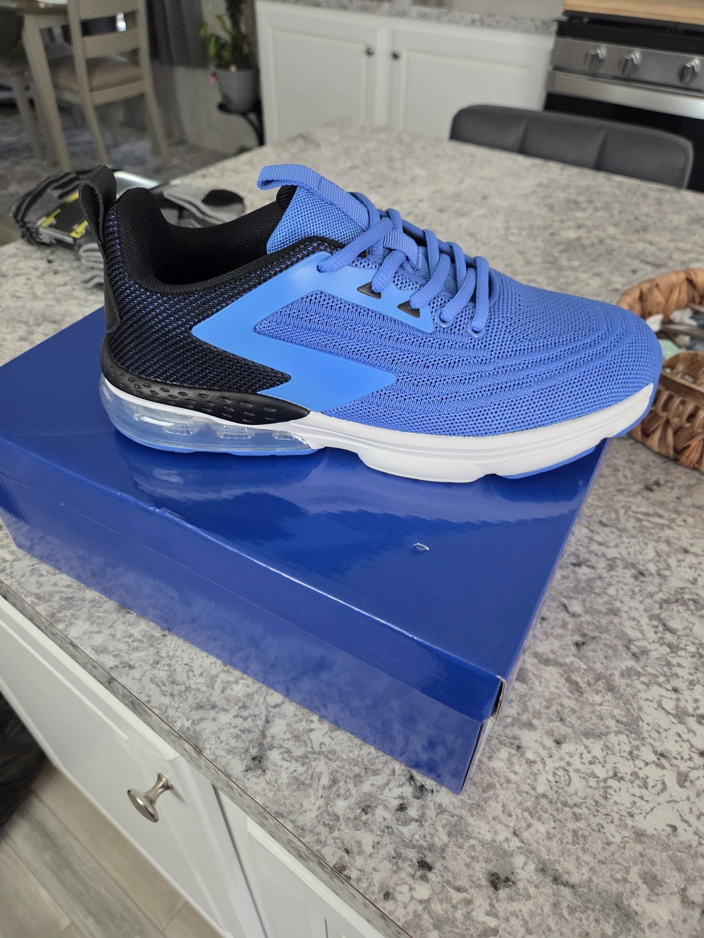 New Men's Athletic Running Shoes - Blue / Black M 7.5 W 9